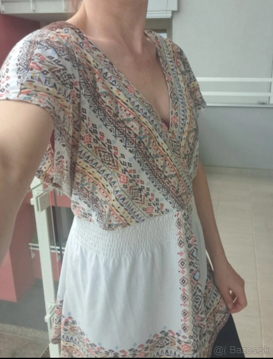 Nová krásna plážová tunika S