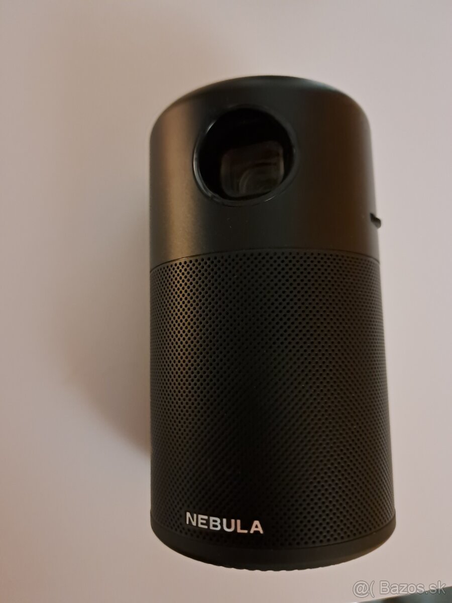 Anker Nebula M1 projektor