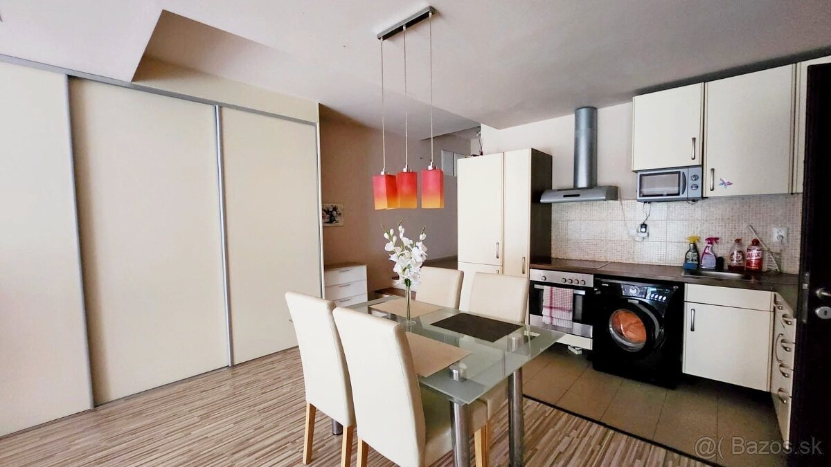 Investičný 2,5-izbový byt na ulici Vincenta Šikulu 65,86 m2