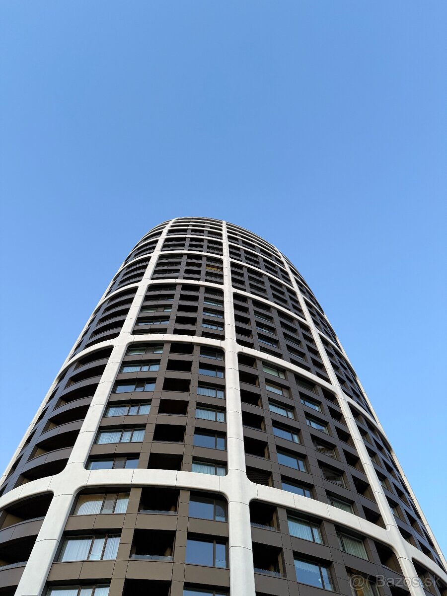 Parkovacie miesto SKY PARK