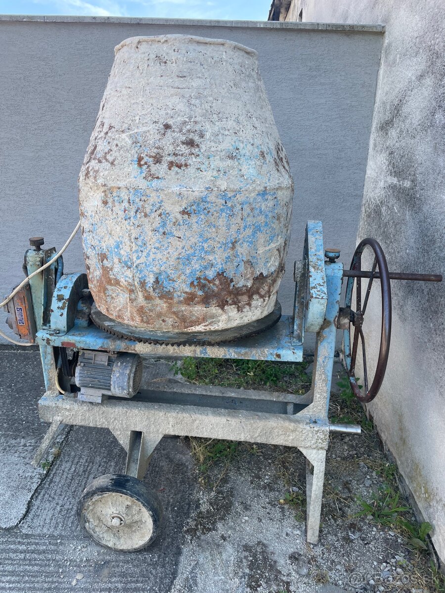Miešačka na beton