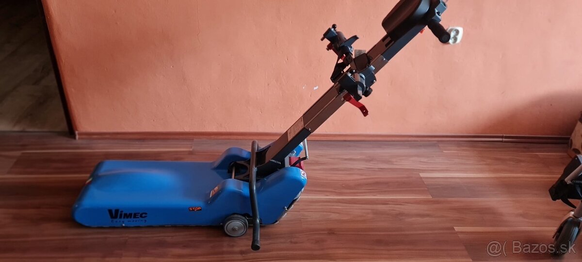 Pásový schodolez ,plus invalidný vozík