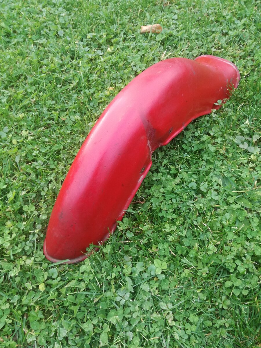 Predám predný blatník na Jawa 555