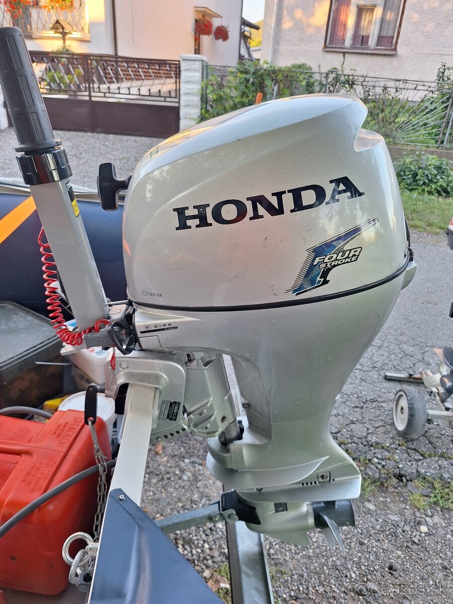 Lodny motor Honda