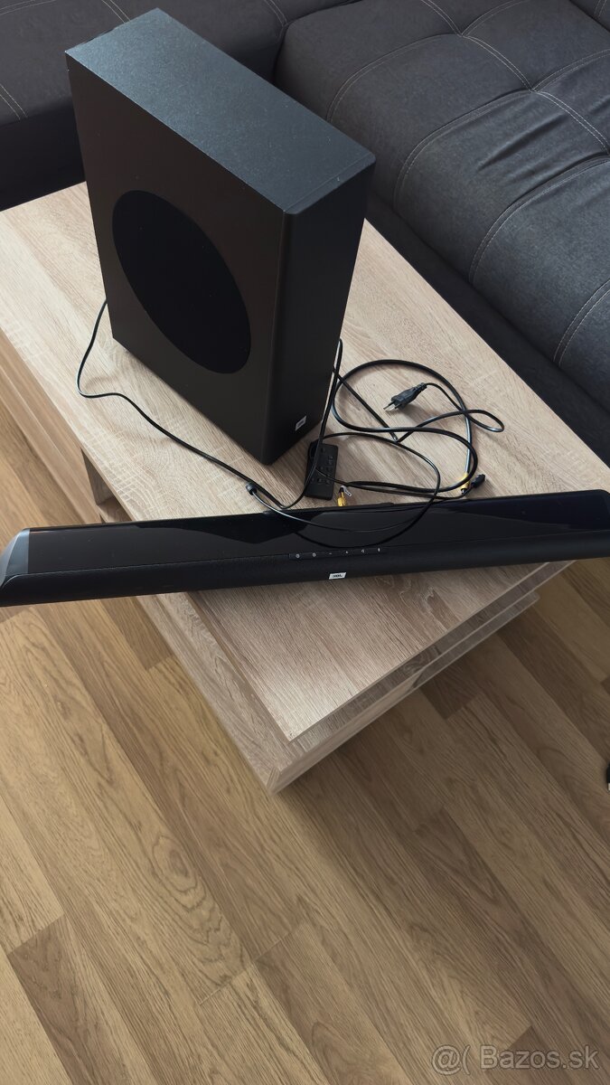 Predam JBL Cinema SB150