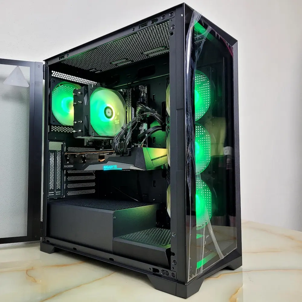 ASRock 5800X RX6700XT 32GB 512GB 650W