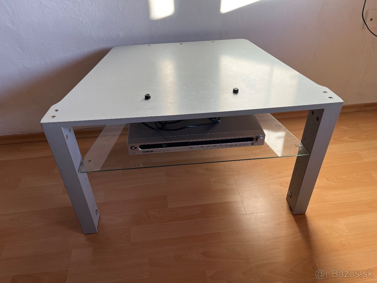 Stolík na tv aj z DVD prehravačom