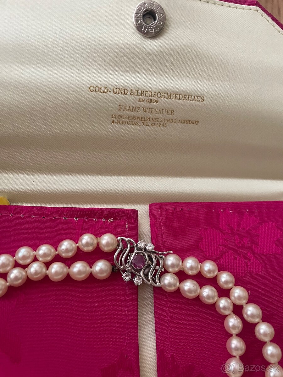 Pradam perlový náhrdelník s rubinom a briliantmi