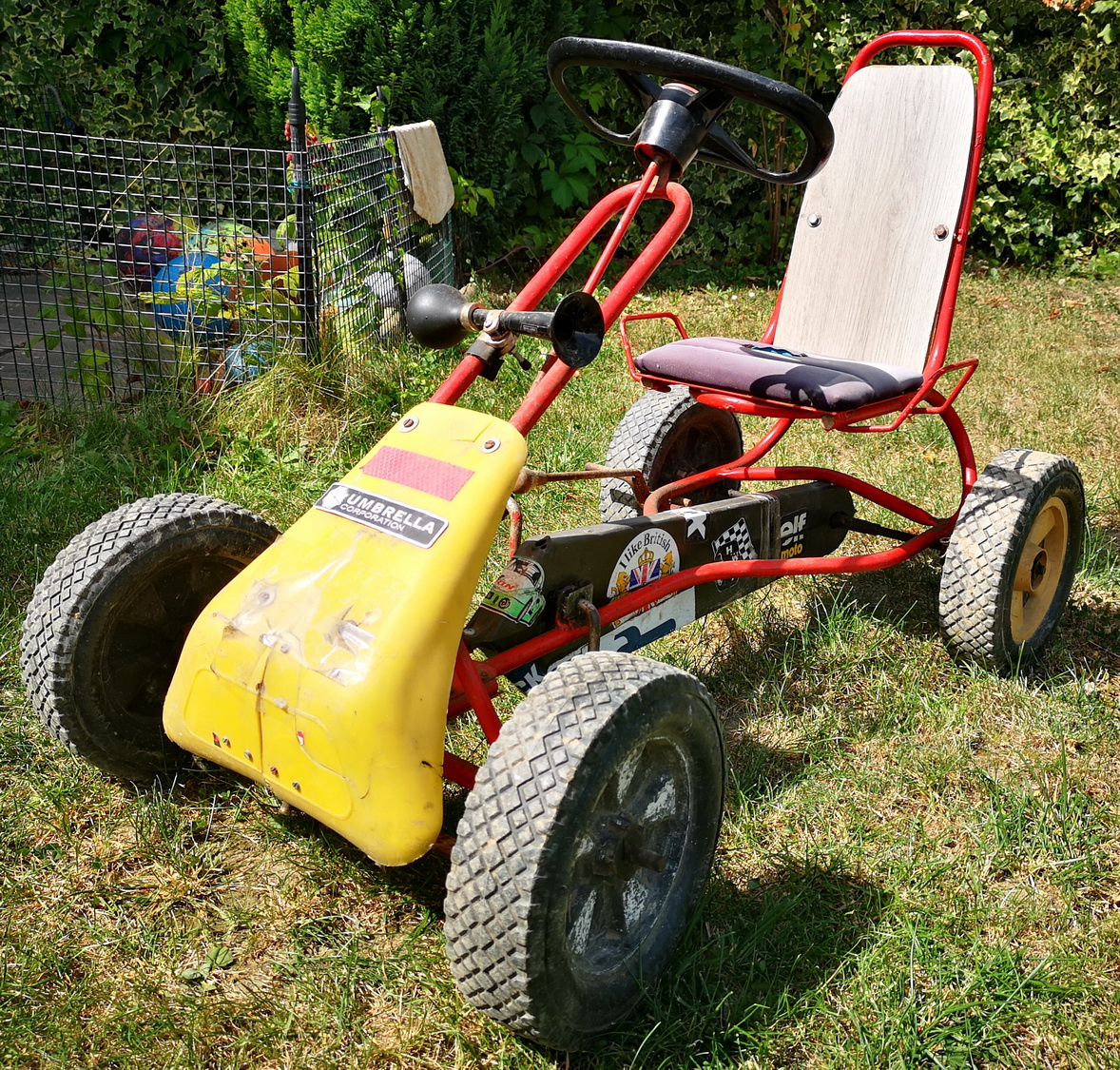 Predám Autíčko s pedálmi