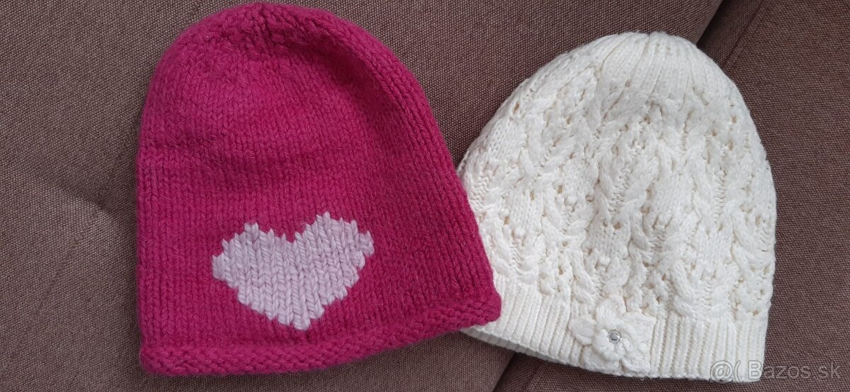 Čiapky, nákrčník, rukavice, čelenka