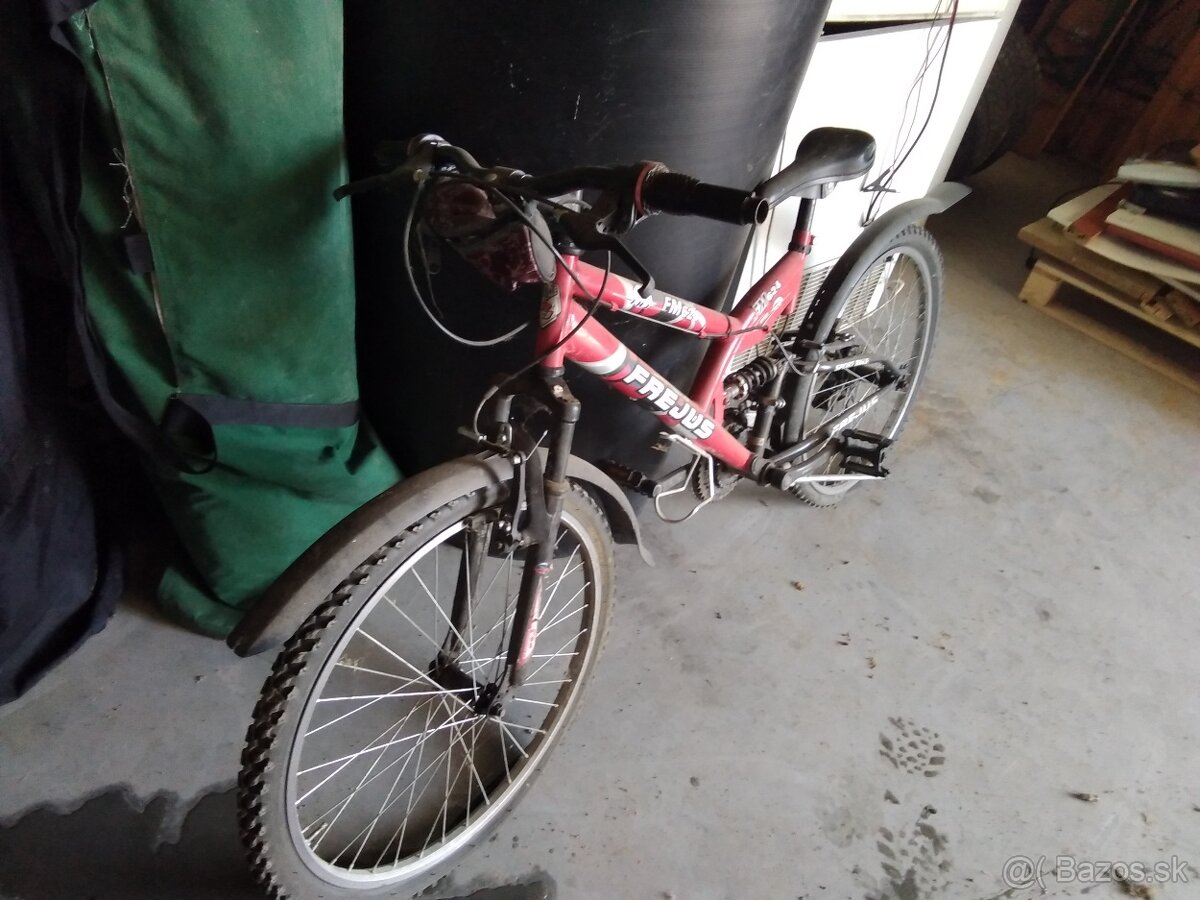 Predám dievčenský bicykel