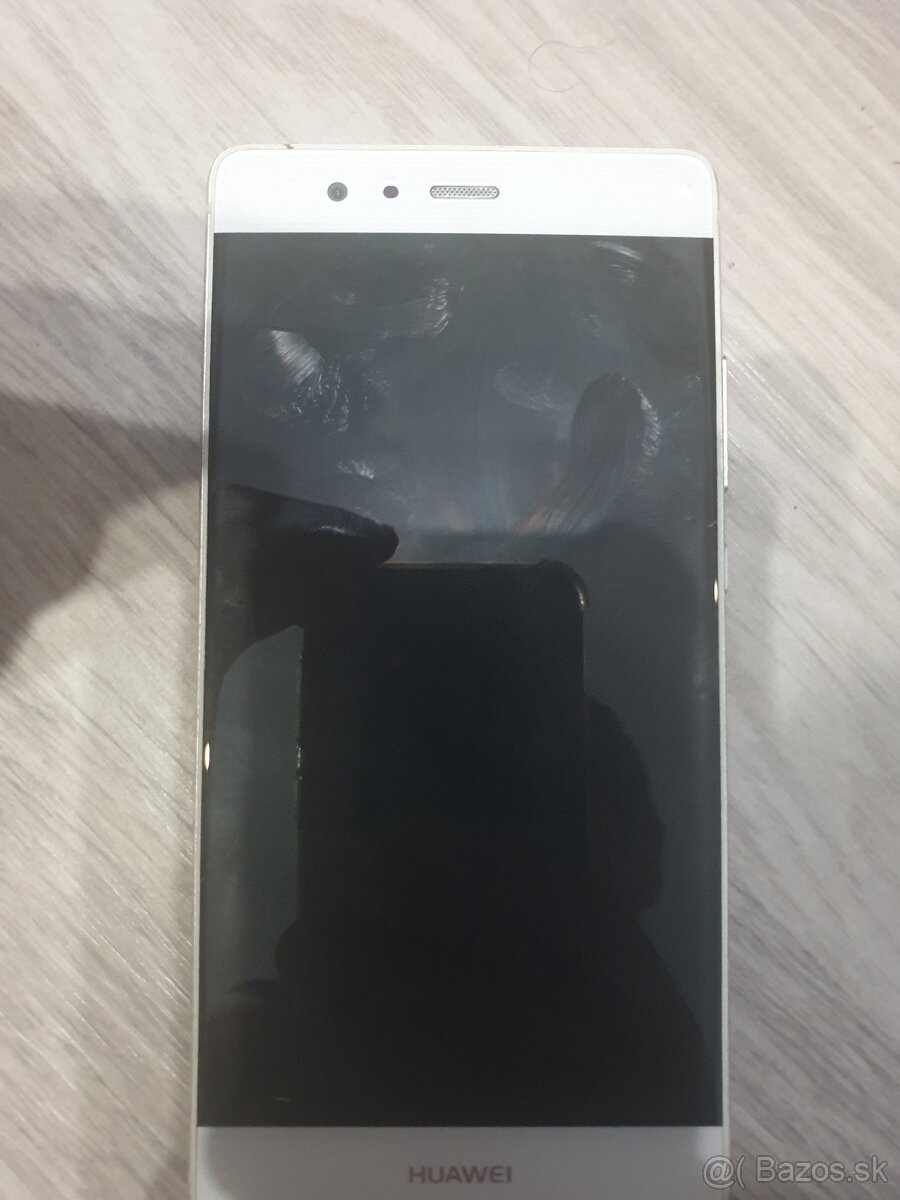 P9 EVA-L19