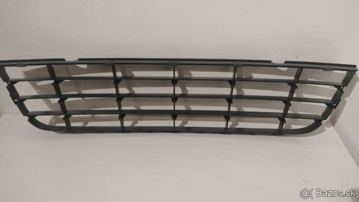 VW EOS 1Q predna maska