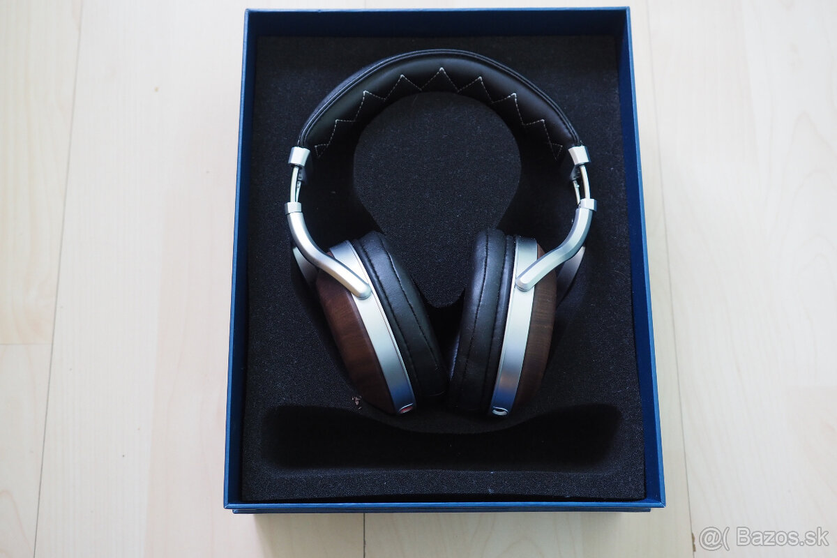 DENON AH-D 7200