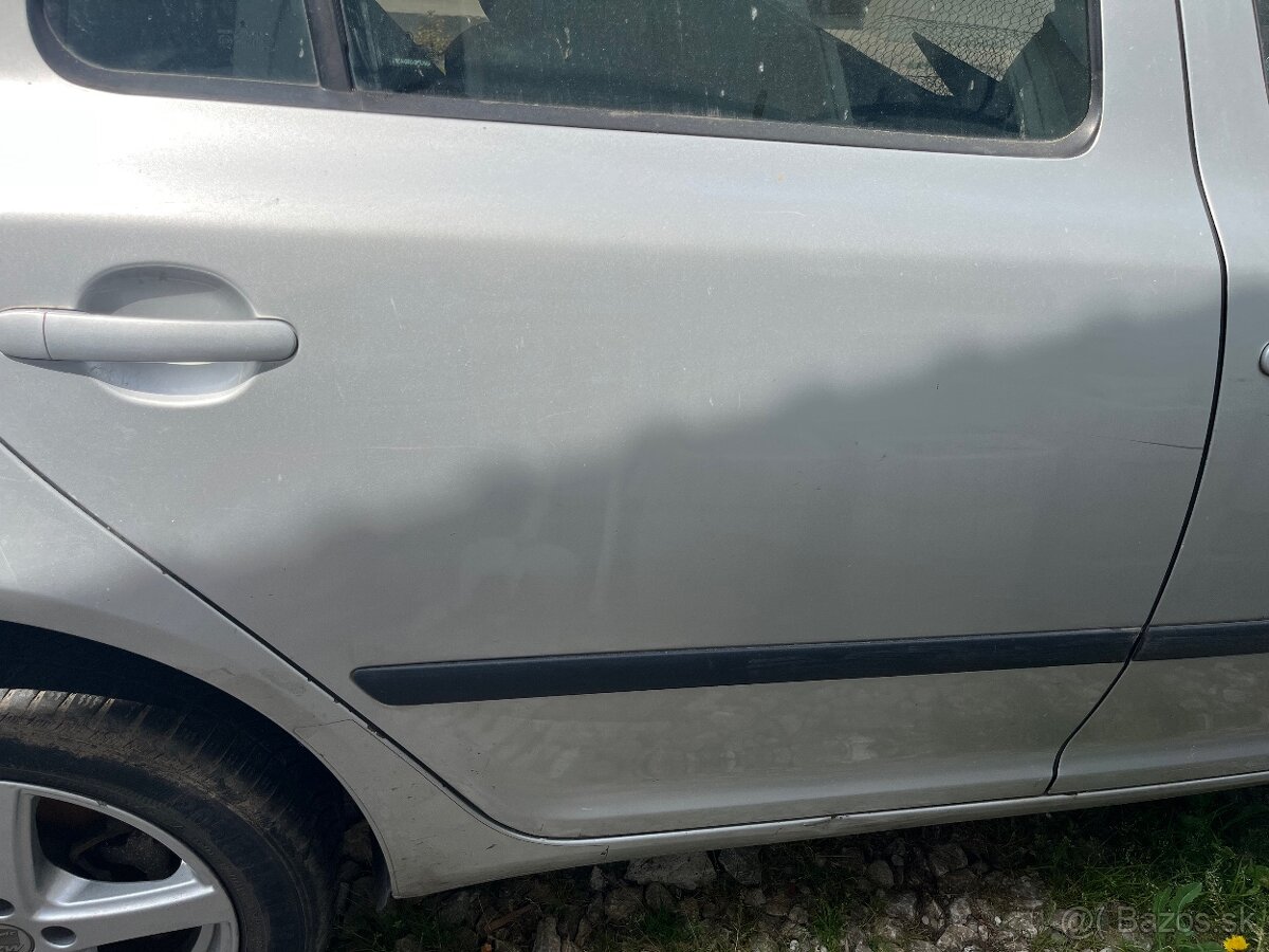 Škoda octavia 2 zadné práve