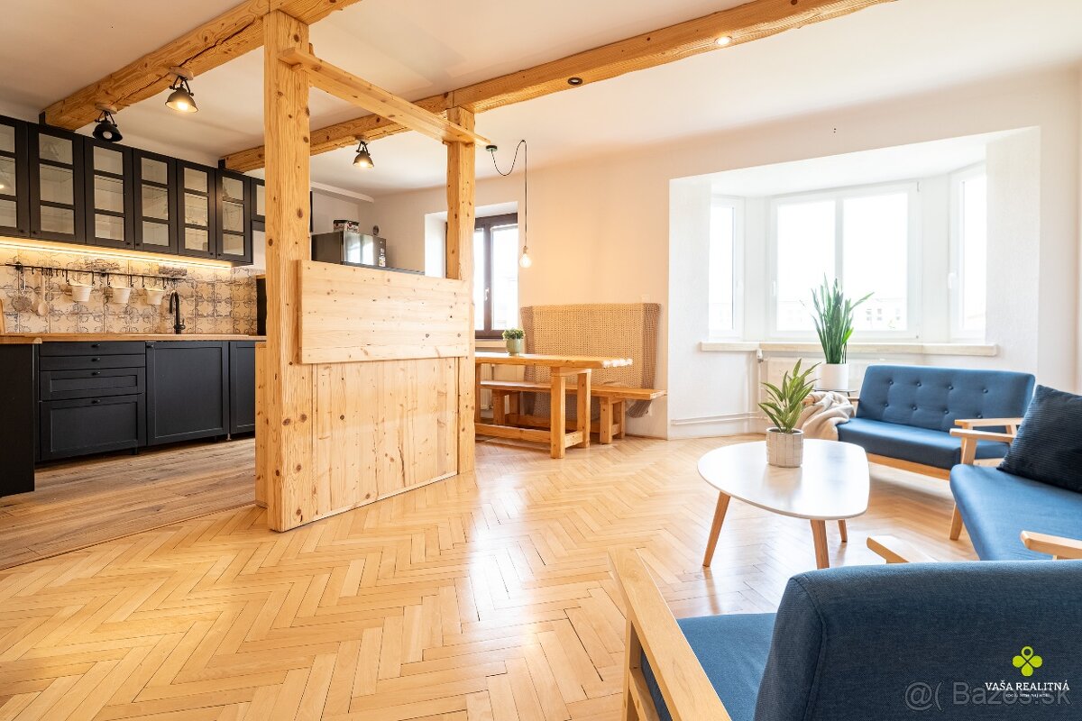 Veľkometrážny 3 izbový byt Staré sídlisko Prievidza 90 m2