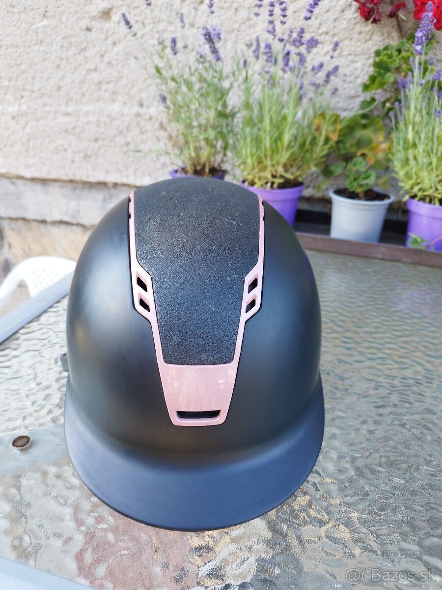 Jazdecká prilba štýl samshield
