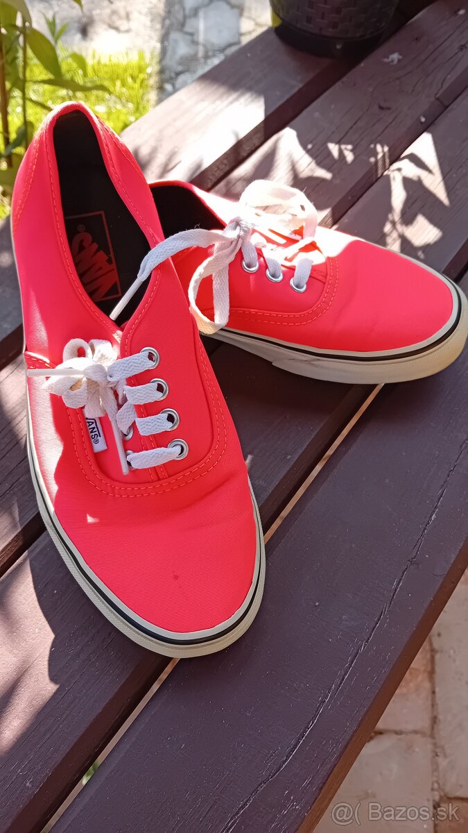 Vans tenisky