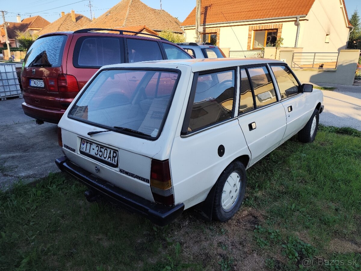 Peugeot 305 combi 1,9GRD