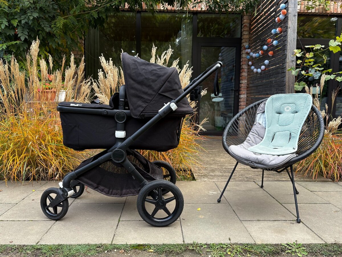 Bugaboo Fox 2 All Black + zimný fusak & letná verzia