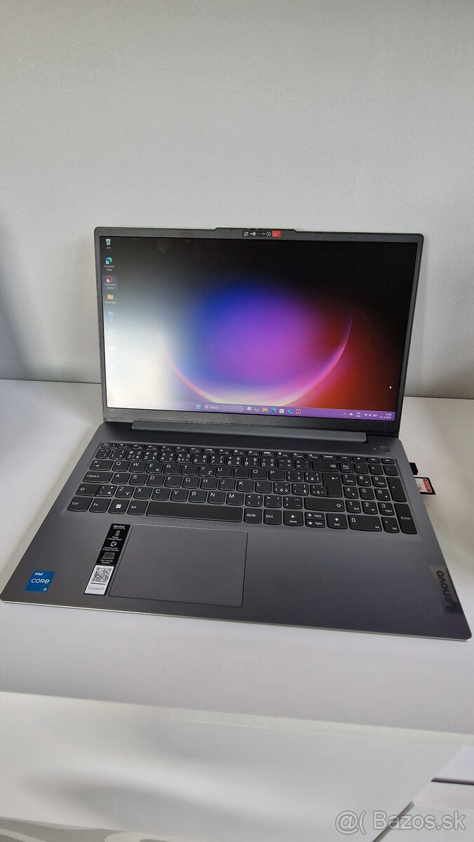 Lenovo IdeaPad Slim 3