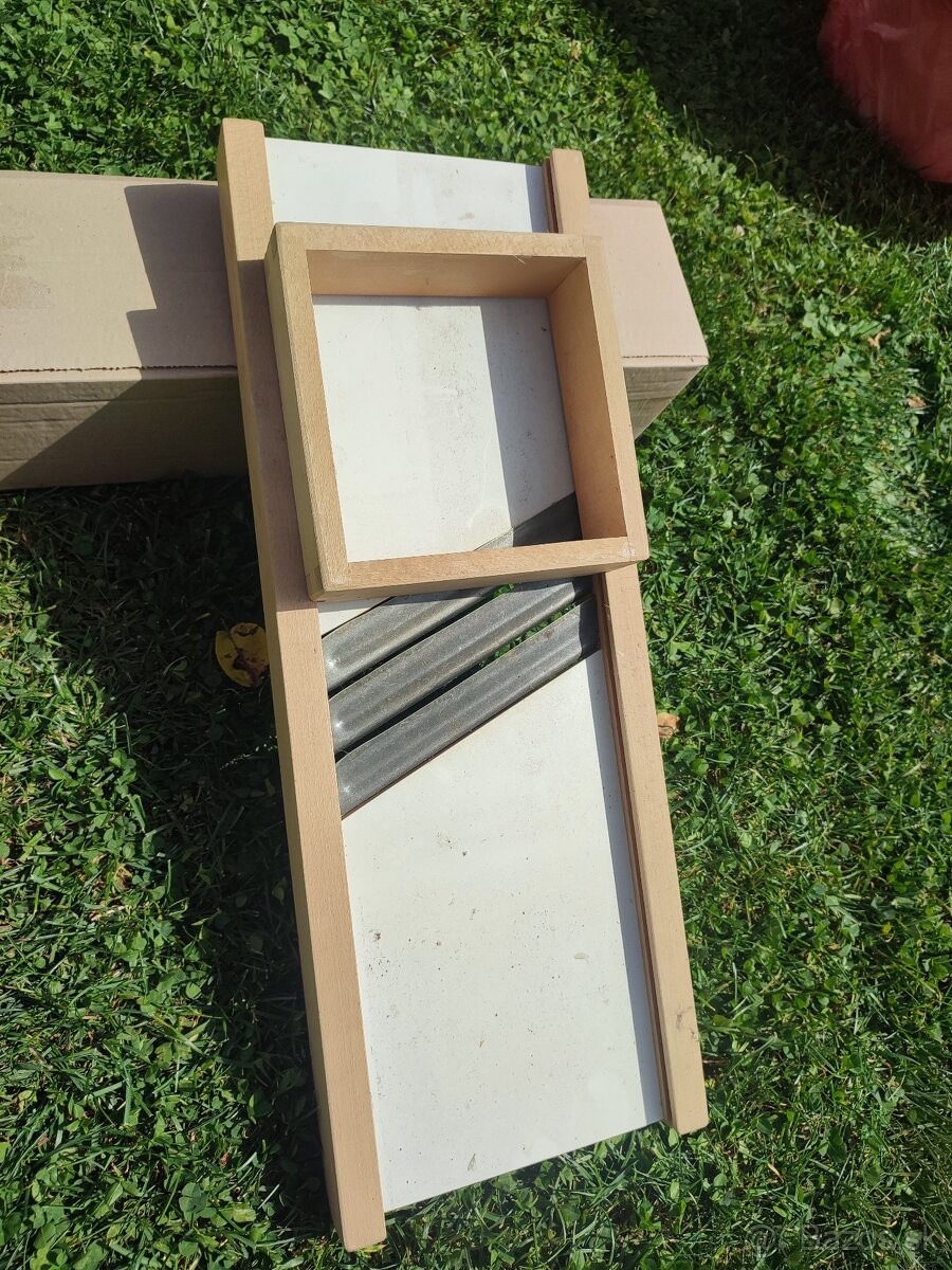 Predám krájač na kapustu