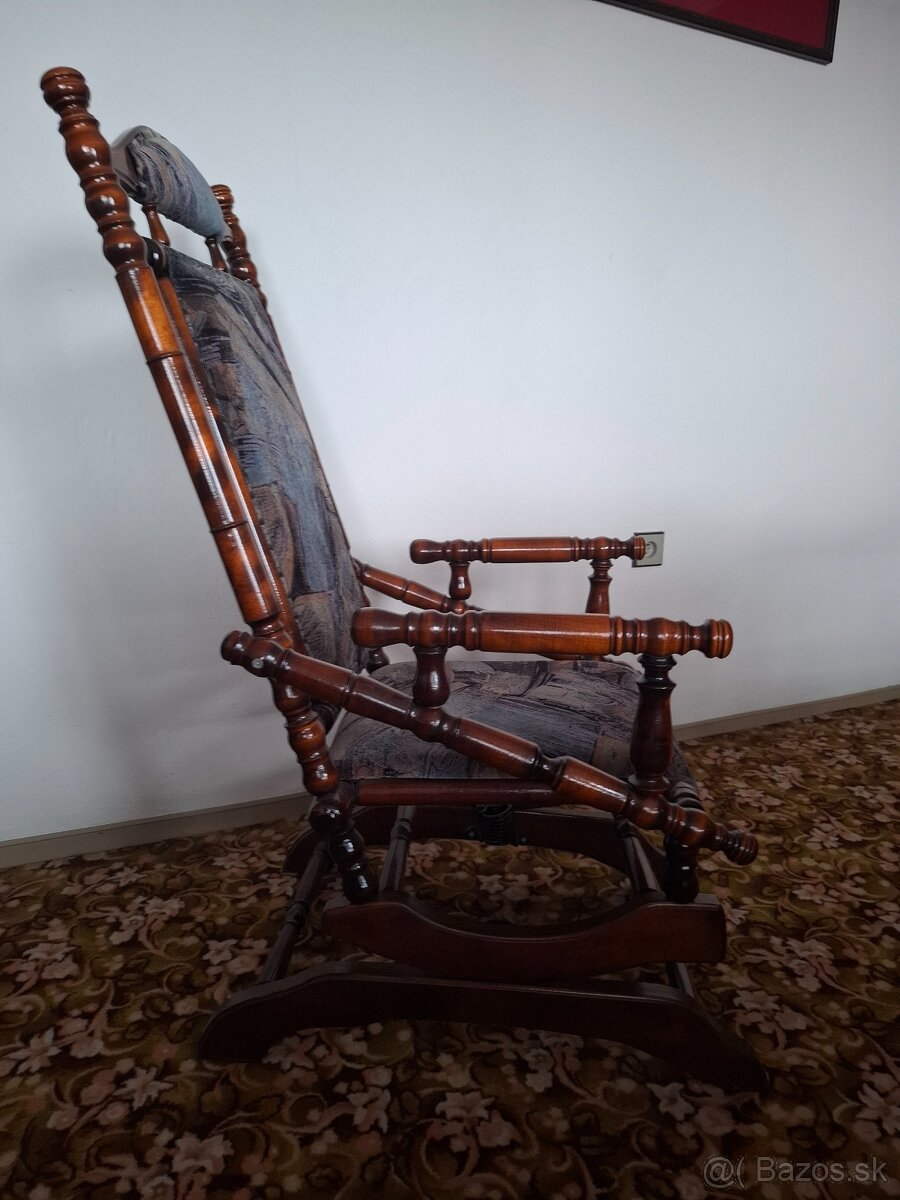 Predám hojdacie kreslo