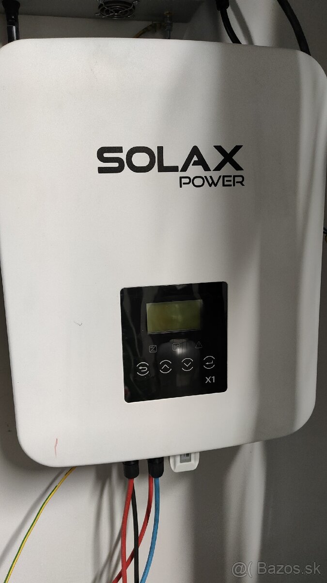 Predám menič napätia Solax X1 z Wifi modulom
