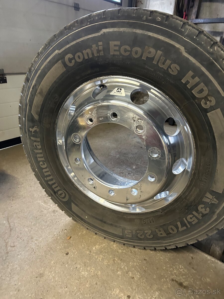 Alcoa hliníkový disk+pneu Continental