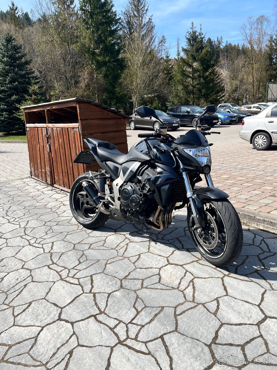 Honda CB1000R