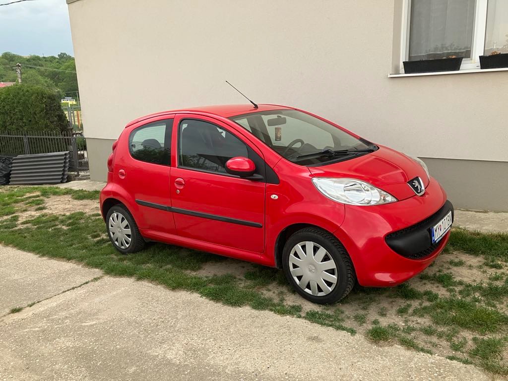 Peugeot 107 1.0i