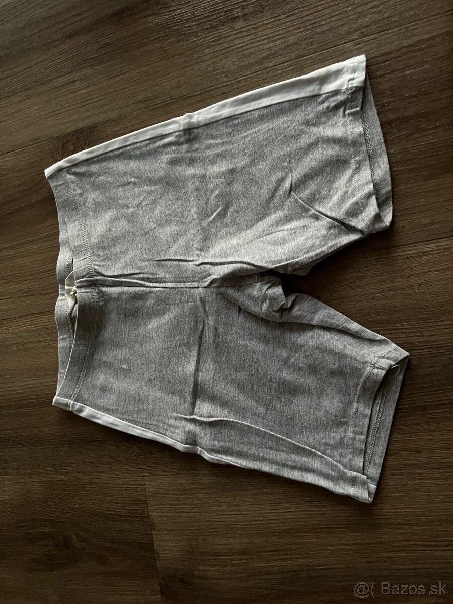 H&M športové kraťasy