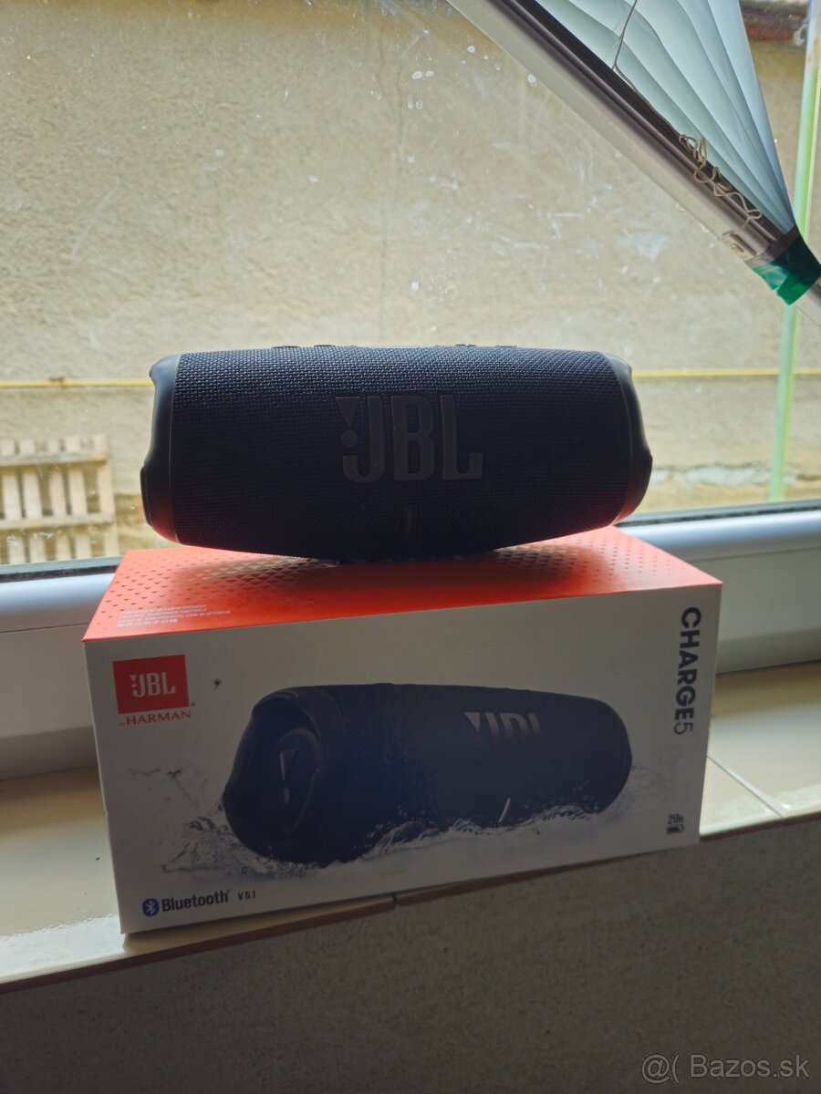JBL CHARGE 5