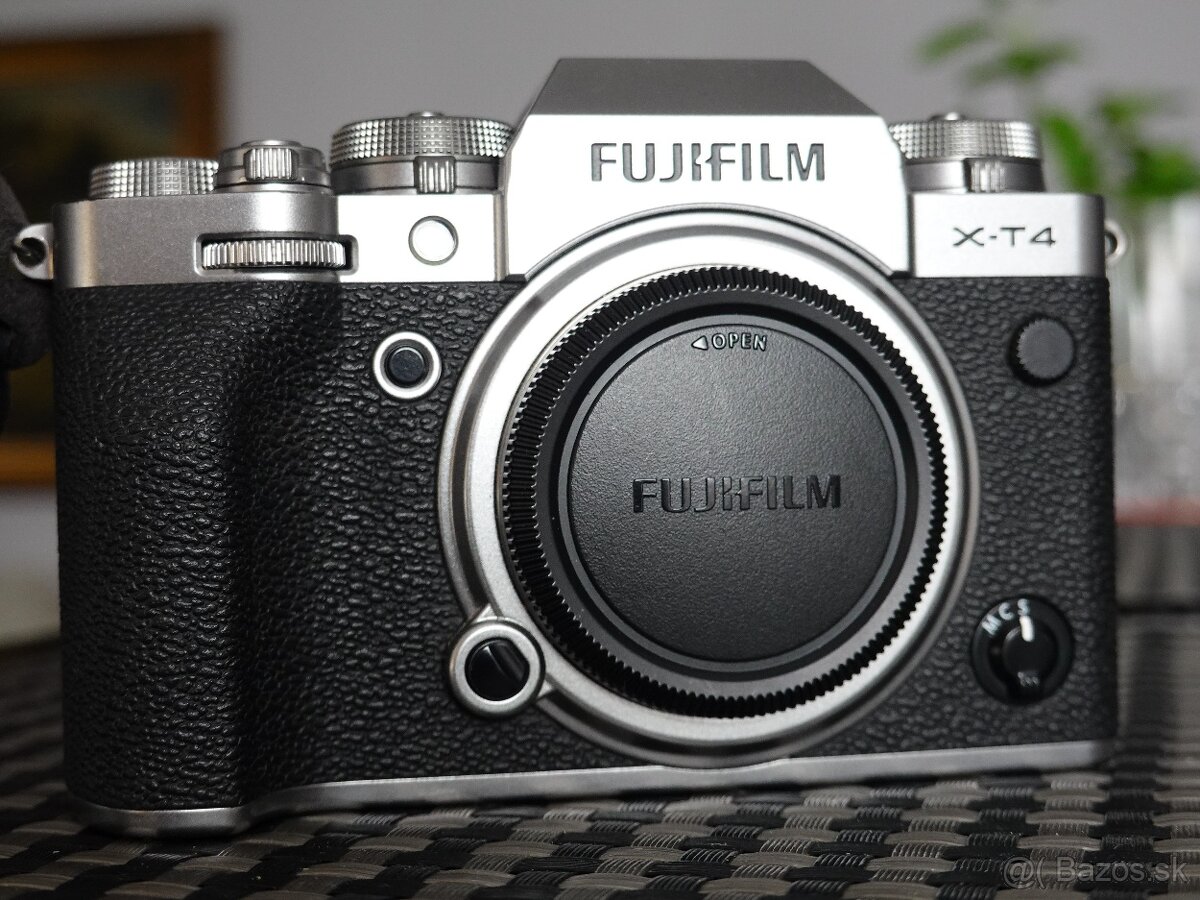Fujifilm X-T4 (telo)