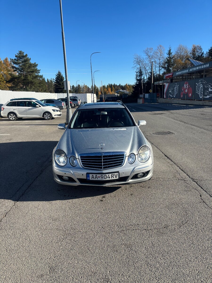 Mercedes E280cdi pozorne čitaj