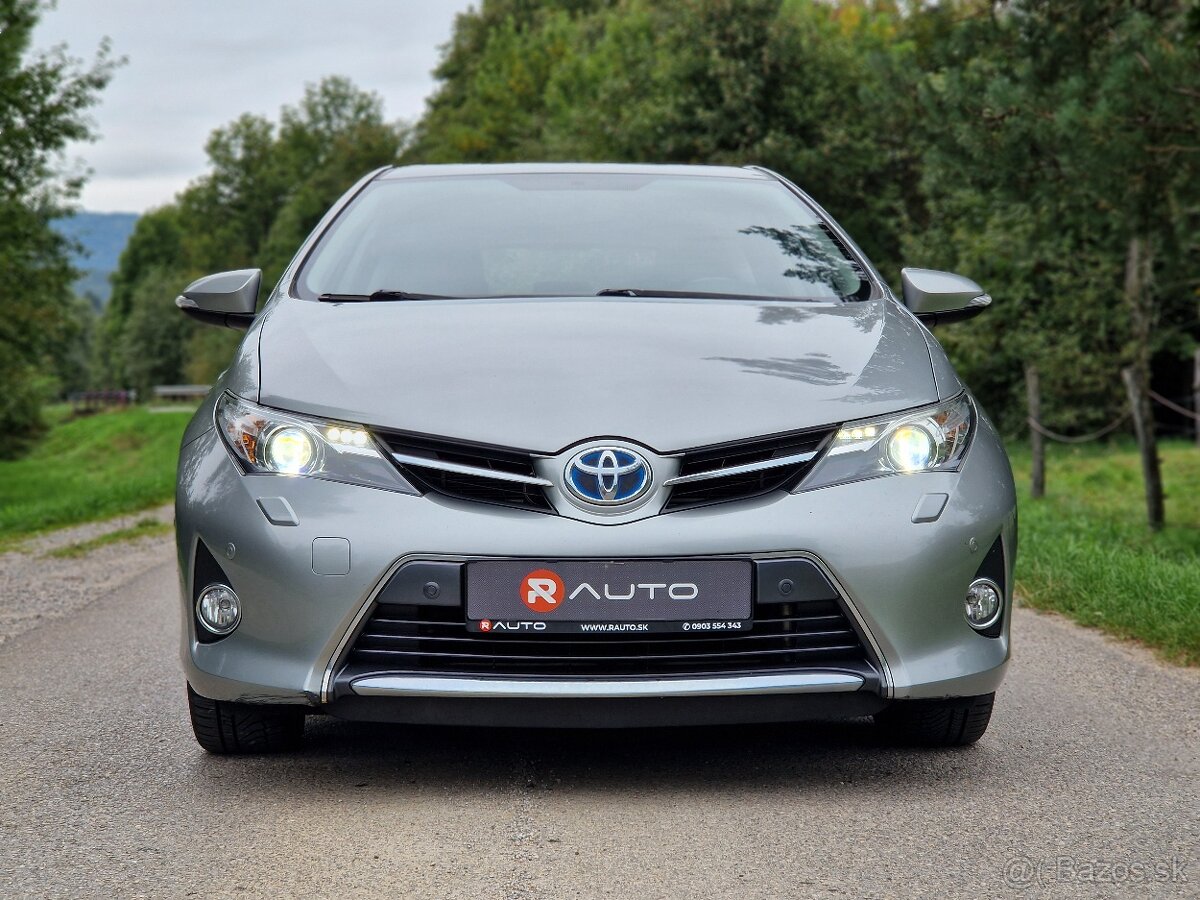 Toyota Auris 1.8 I VVT-i HybridSD Style