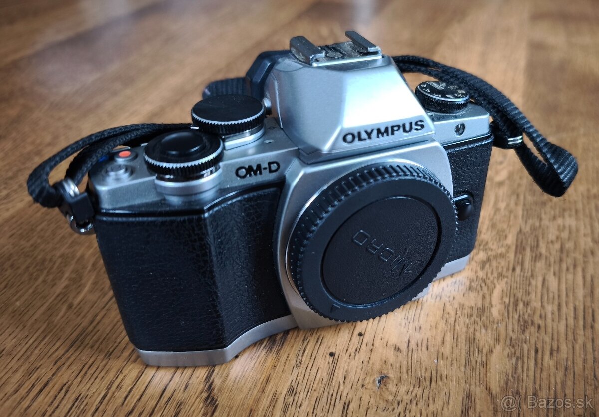 PREDÁM OLYMPUS OM-D E-M10