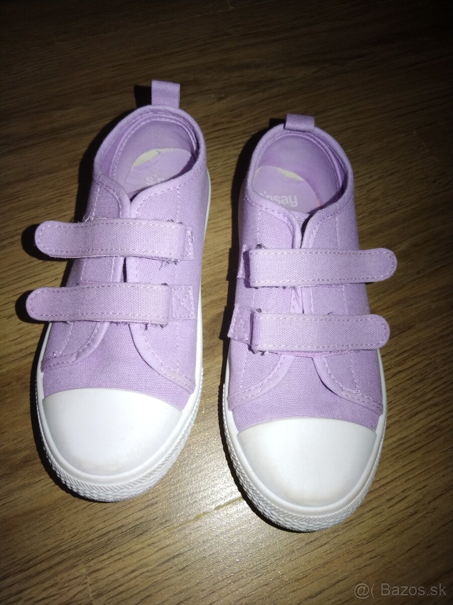 Dievčenské tenisky č. 32