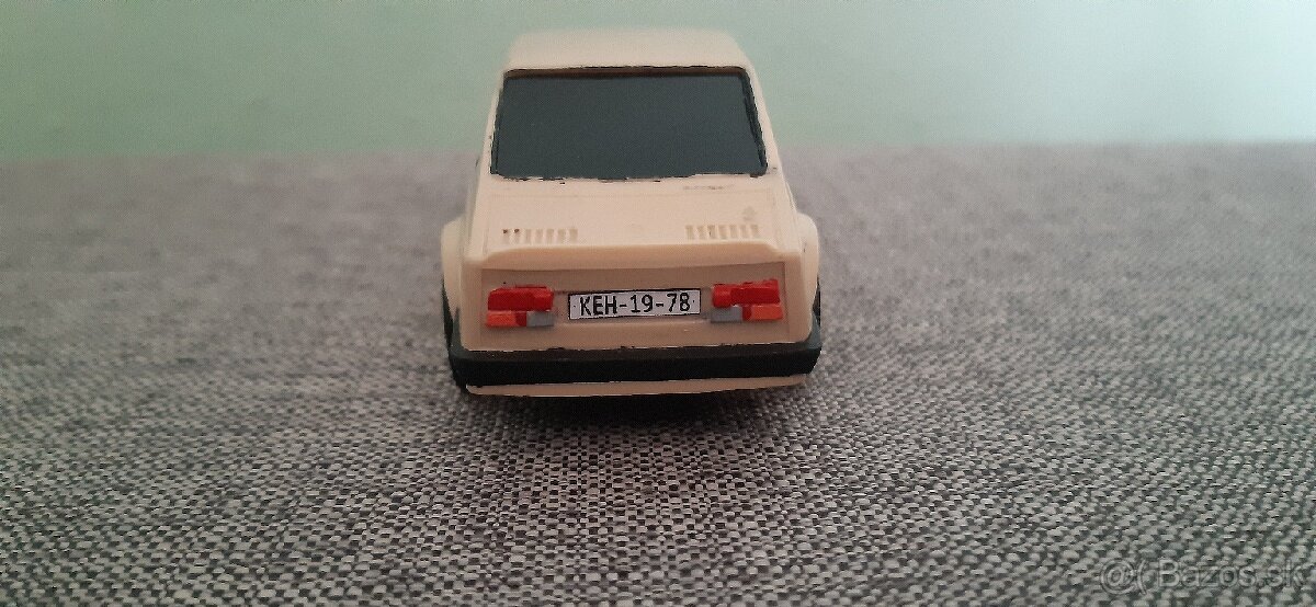 ŠKODA RAPID 130 GL 1:43 Igra