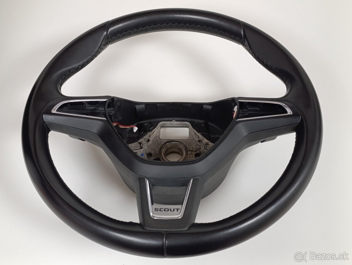 Volant ŠKODA OCTAVIA 3 s radením.