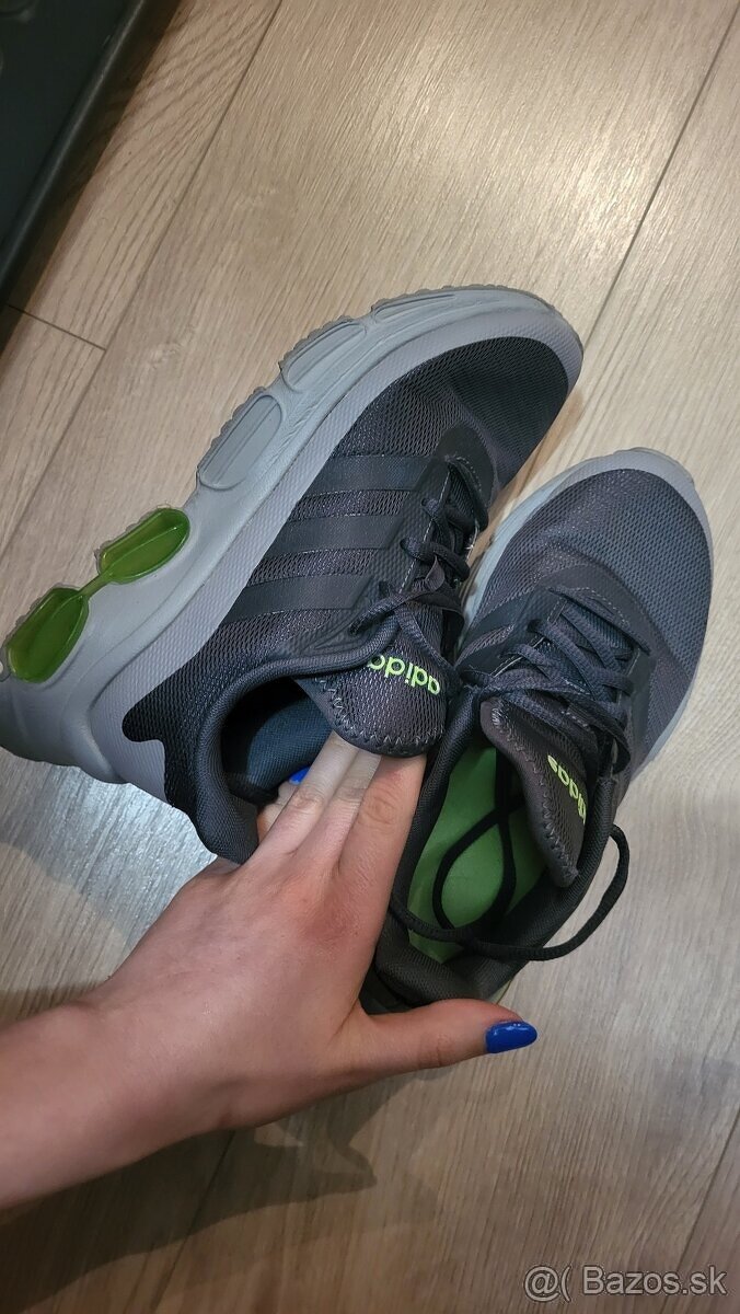 adidas tenisky -