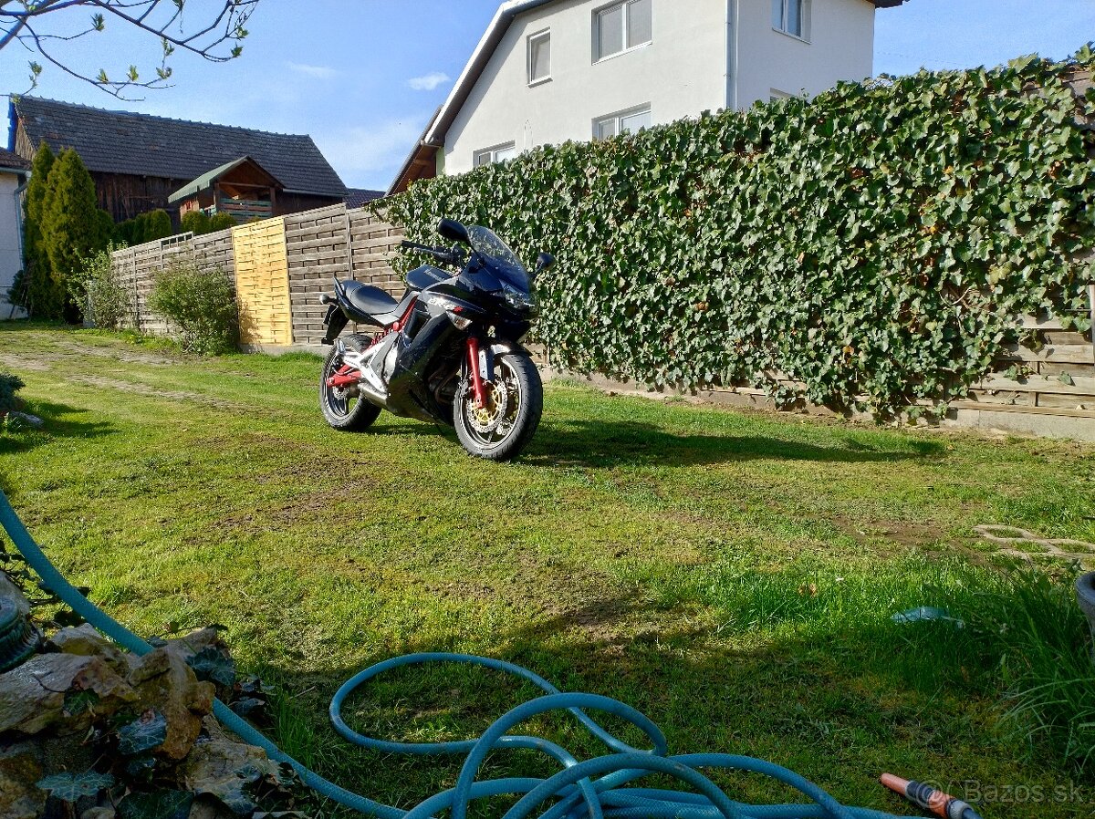 Predám Kawasaki ER6F