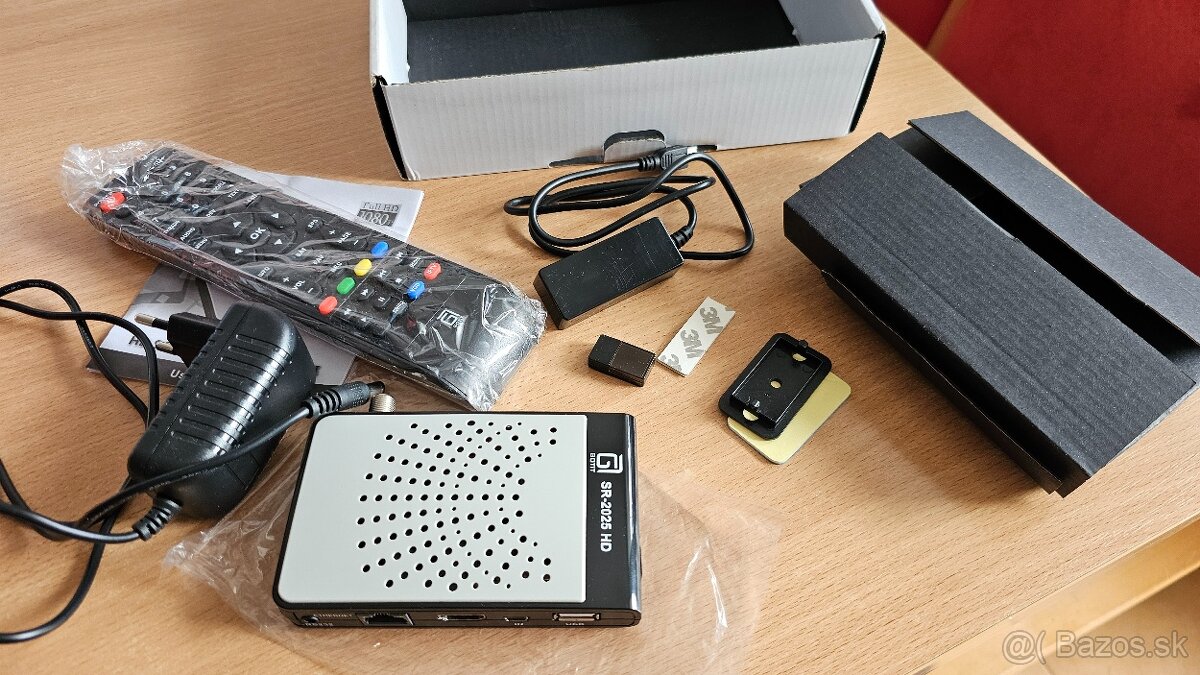 Satelitný prijímač 1080P, small box