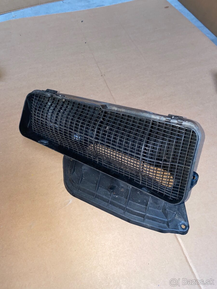 AUDI A8 4H KANAL VSTUP VZDUCHU 4H1819904A