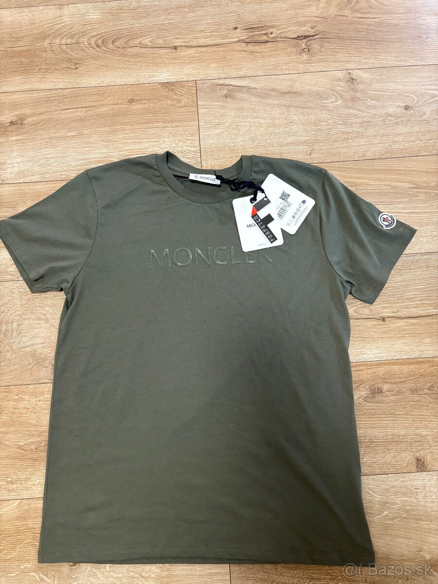 Moncler nove tricko velkost L