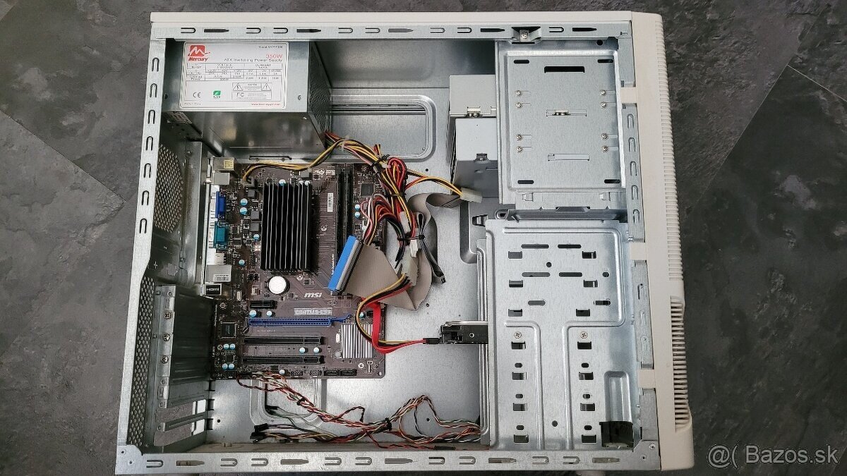 Jednoduchý kancelársky Počítač MSI Motherboard