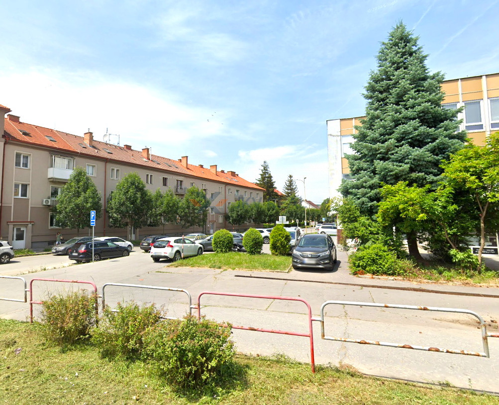 PREDANÝ 2-izbový byt pri centre, Čapajevova, Prešov
