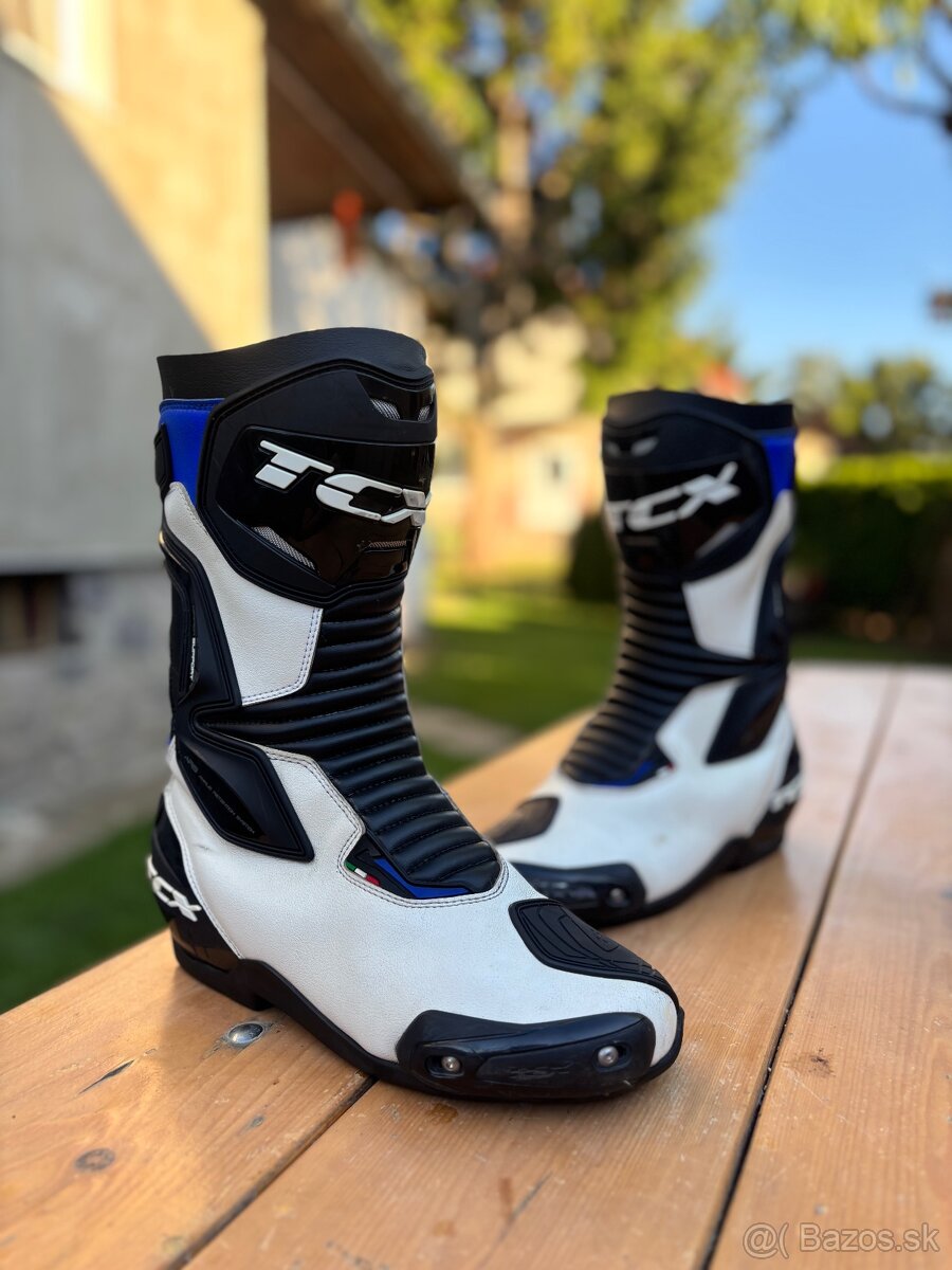 Cestné čižmy TCX 40