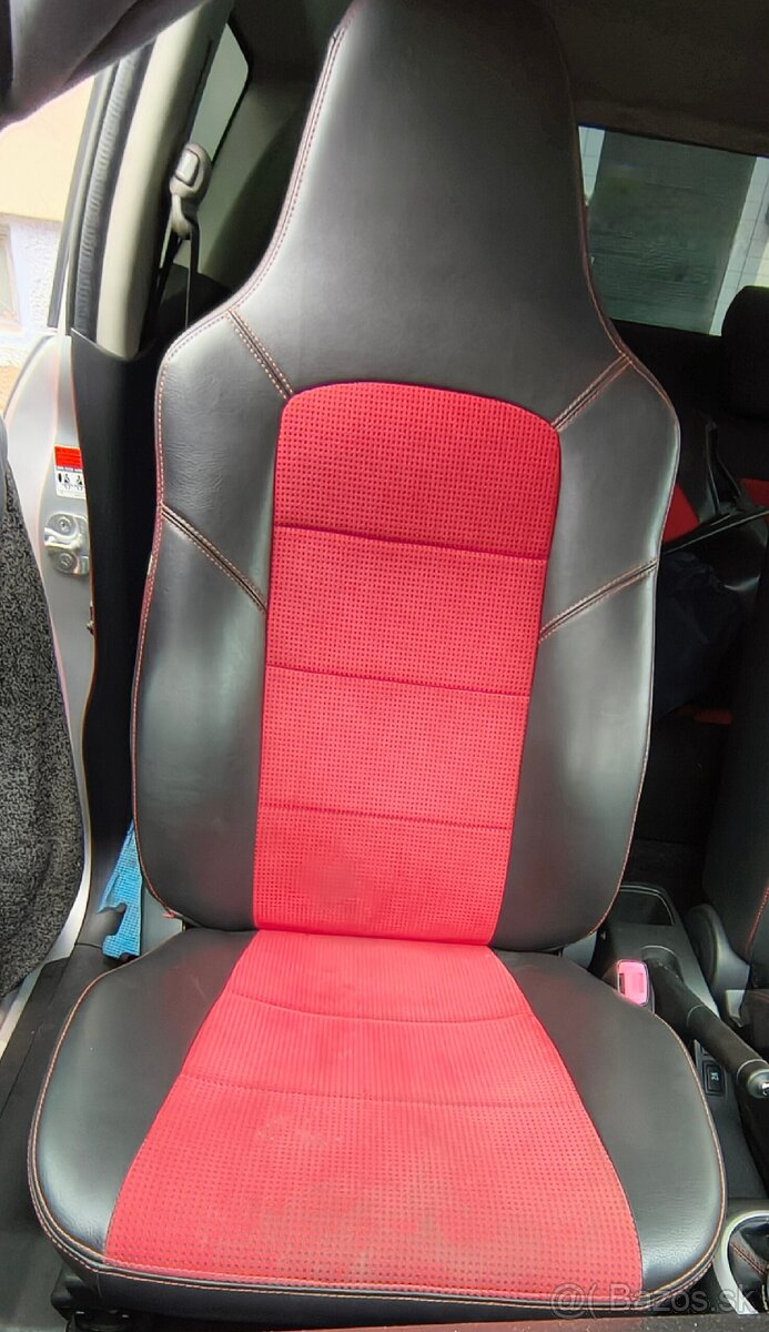 Poťahy na sedačky Suzuki Swift Sport