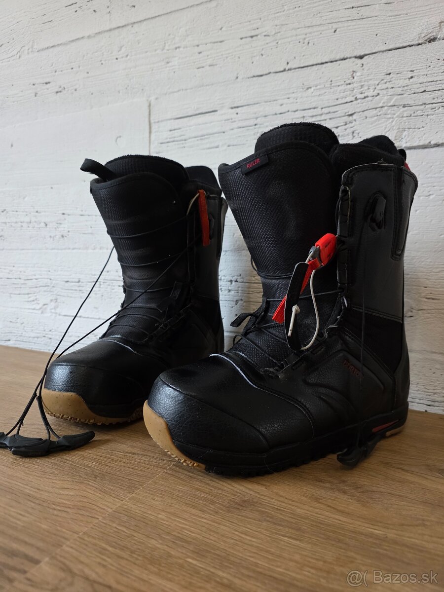 Buton snowboardove topanky